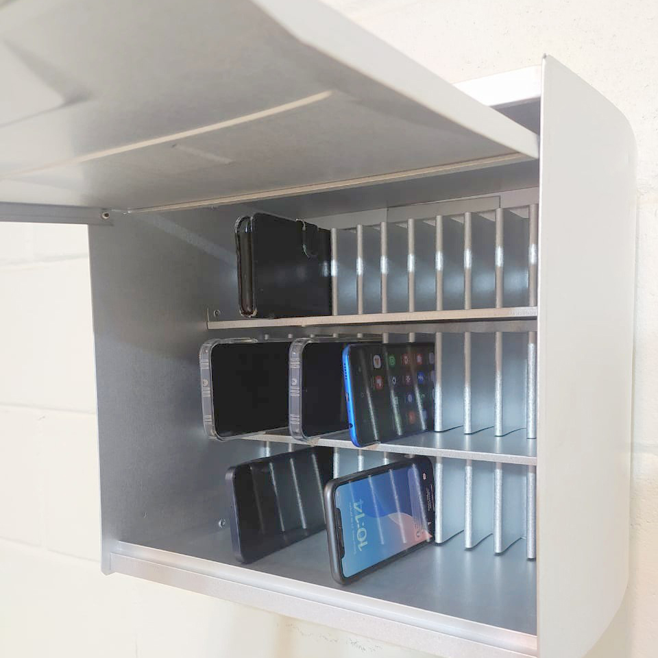 ARMÁRIO CELULAR PARA ESCOLAS